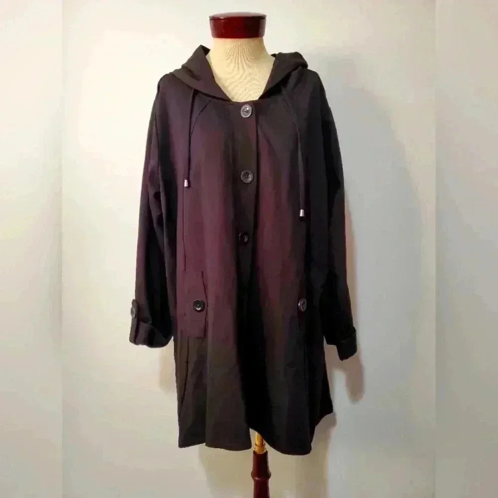 Christian Siriano plus Ponte black lightweight A line  hooded jacket. Size 3X